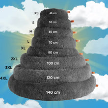 이미지를 갤러리 뷰어에 로드 , Beds stacked on top of one another in pyramid form