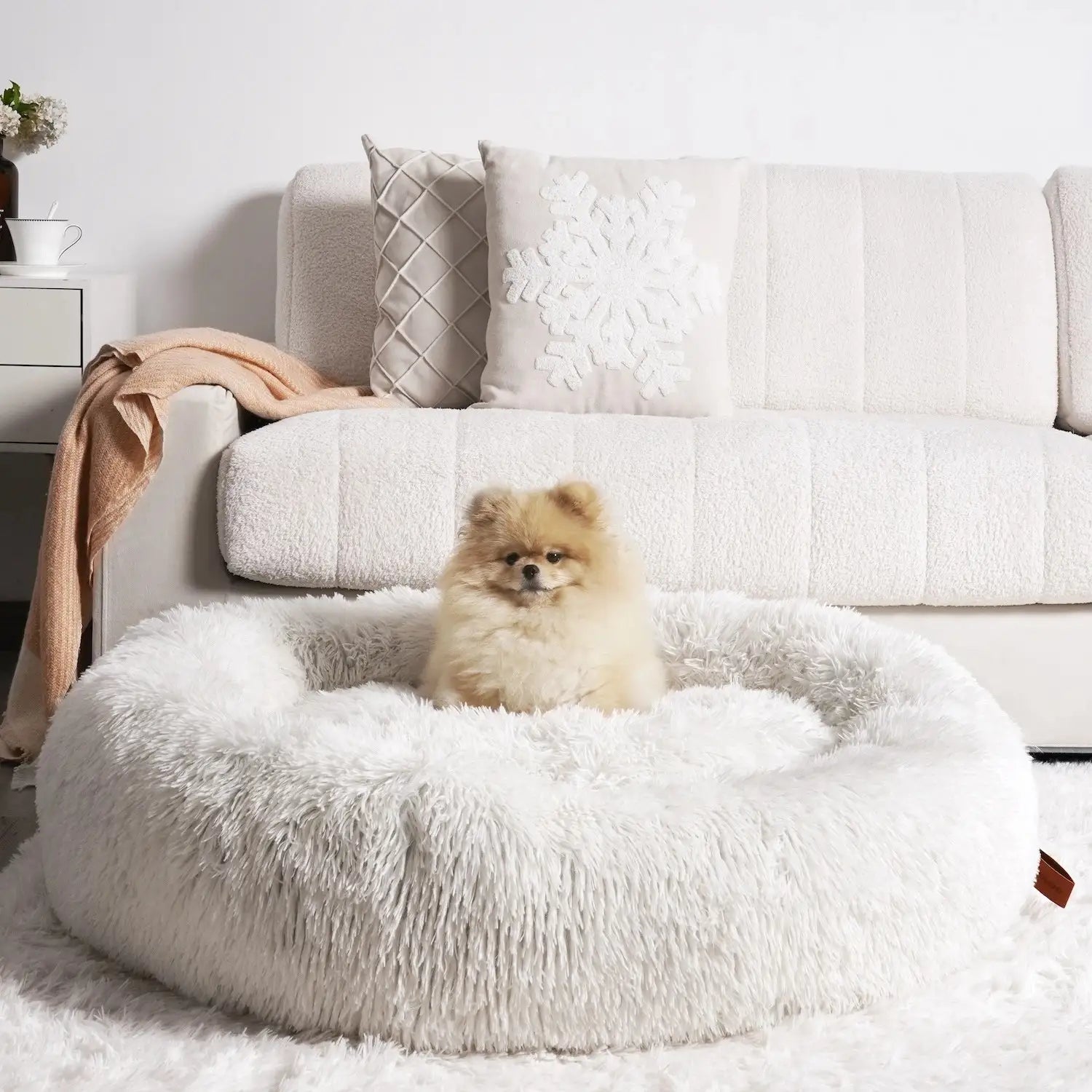 MrFluffyFriend™ 유러피안 프리미엄 도넛형 강아지 진정 침대 – 세탁 가능